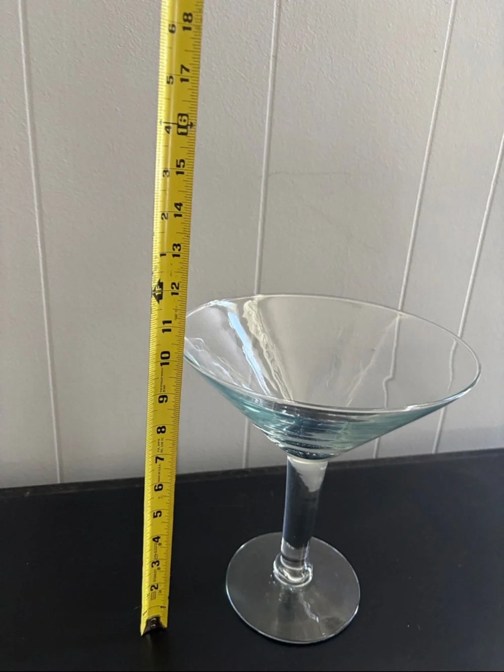 Giant!!! Clear Martini glass - Picture 3 of 3